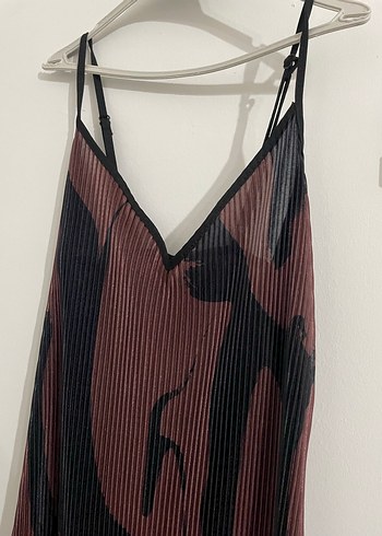 Bordo V Yakalı Pilili Uzun Elbise - Görsel 2