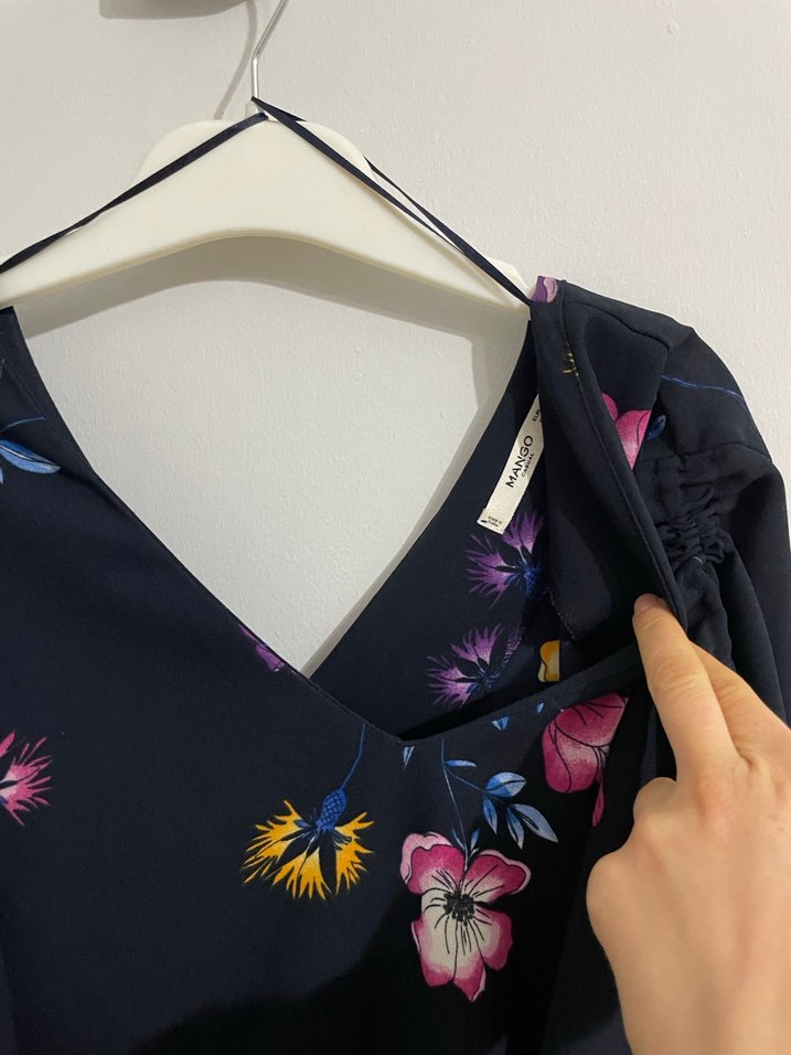 Çiçek Desenli V Yaka Mini Elbise - Görsel 2