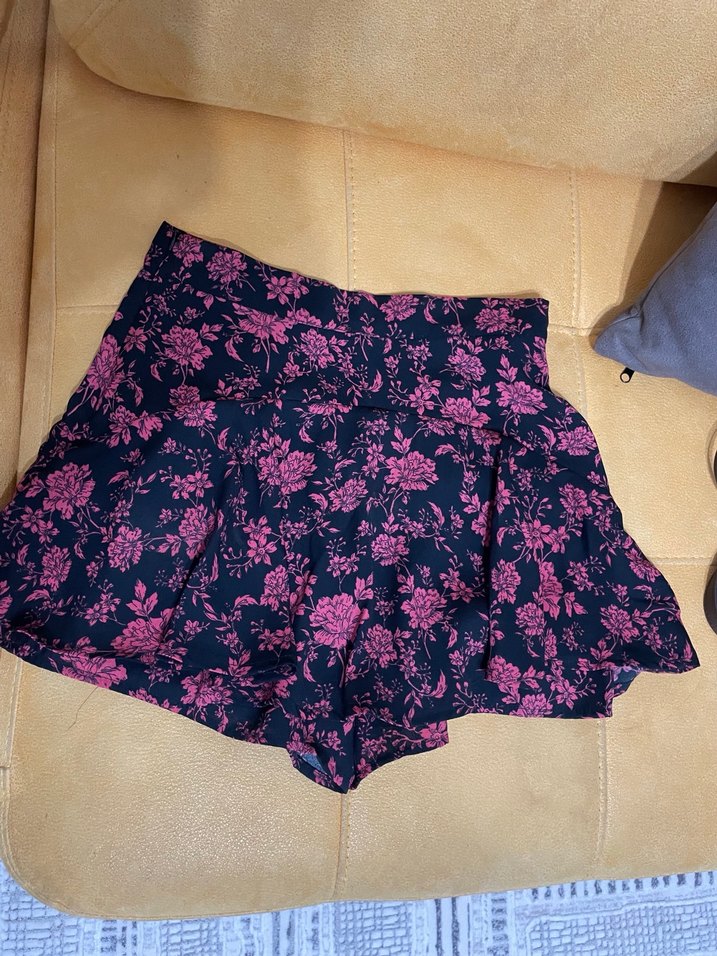 Çiçek Desenli Mini şort Etek - Görsel 2