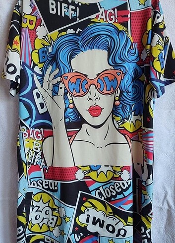 Pop art desenli kısa elbise 