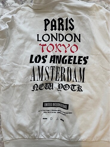 Sweatshirt
