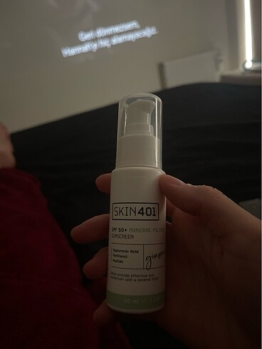 Skin 401 mineral gunes kremi
