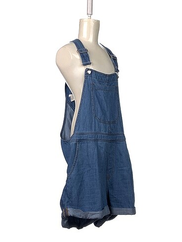 H&M H&M Kısa Tulum %70 İndirimli.