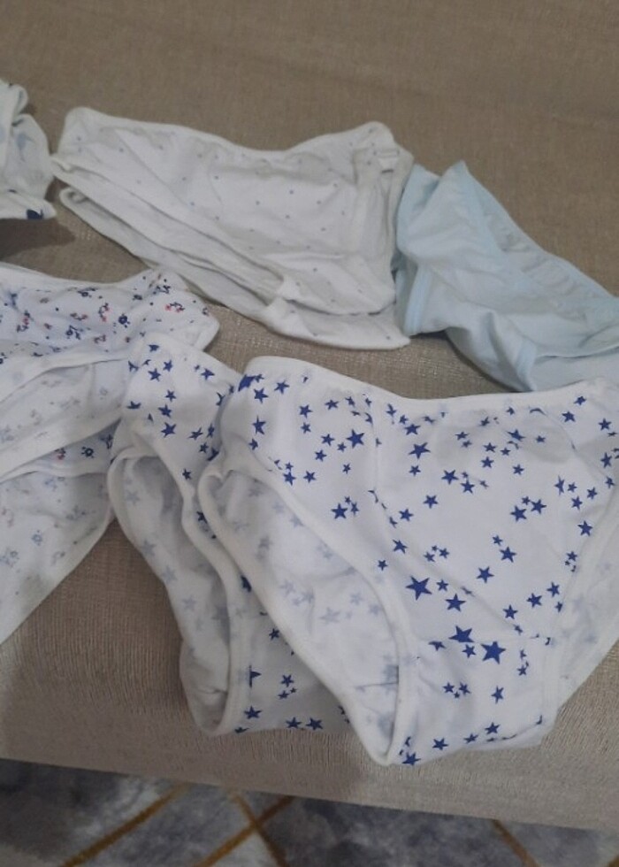 Yeni  8 tanesi var elimde  4 tanesi 50 lira - Görsel 2