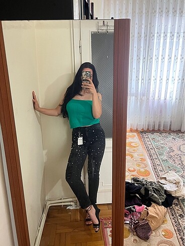 Zara Şık sıfır etiketli kot