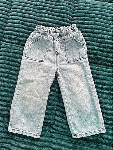 Levi?s kız çocuk kot pantolon 2 yaş