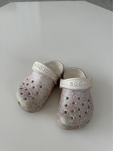 Crocs bebek terlik 20-21 numara