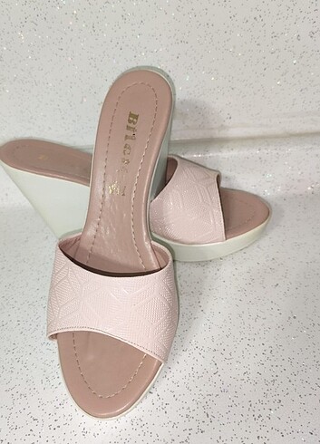 Kadın topuklu terlik - Görsel 3