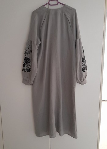 Zara Gri Nakışlı Uzun Keten Elbise