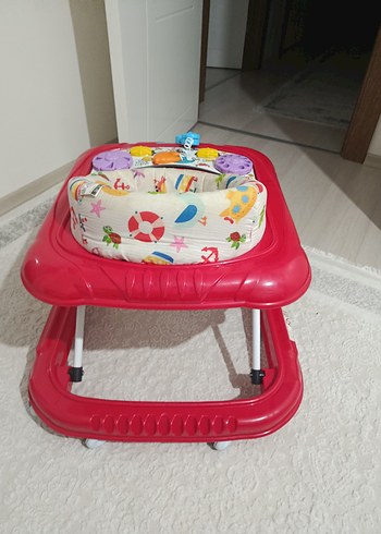 UniCaré Kırmızı Oyuncaklı Bebek Yürütücü - Görsel 4