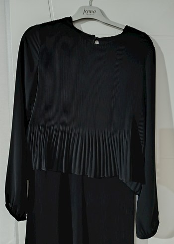 Siyah Piliseli Uzun Kollu şifon Elbise - Görsel 2