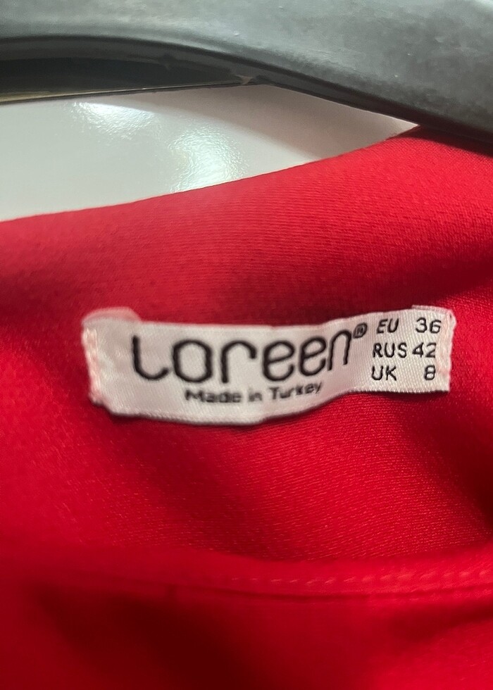 Kırmızı elbise - Görsel 4