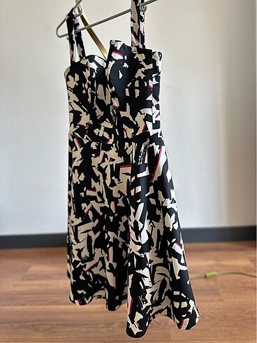 Çok Renkli Elbise - Görsel 4