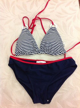 Lacivert kırmızı bikini