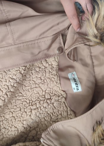 Bej Kadın Midi Parka Kürklü - Görsel 7