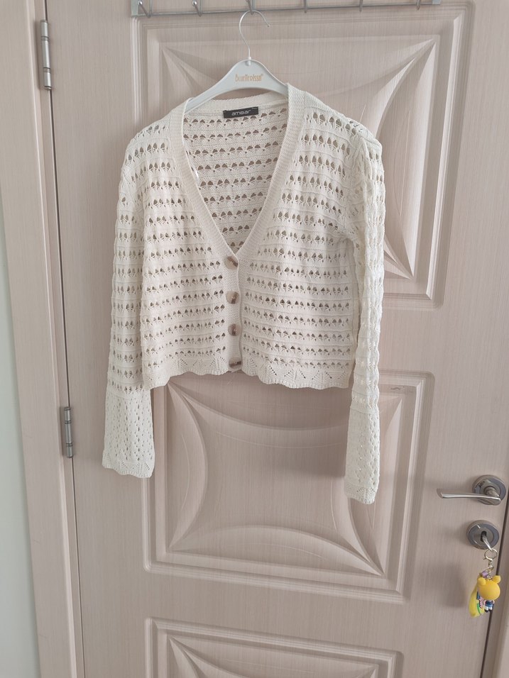 Beyaz Örgü V Yaka Kadın Hırka - Görsel 2