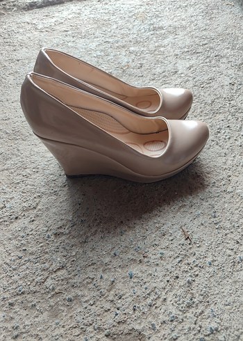 Bej Kadın Dolgu Topuklu ayakkabı - Görsel 2