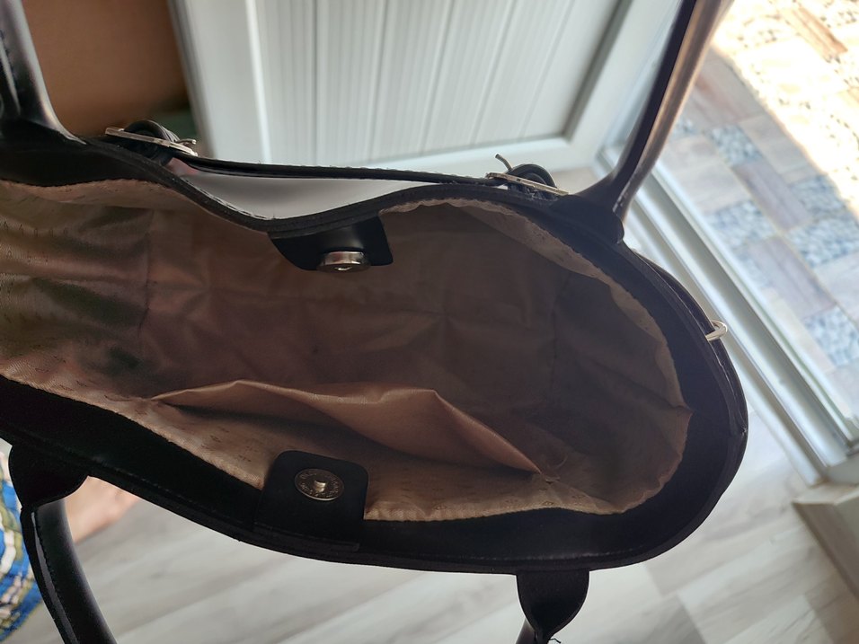 Tokalı Siyah Deri Kadın Çanta - Görsel 4