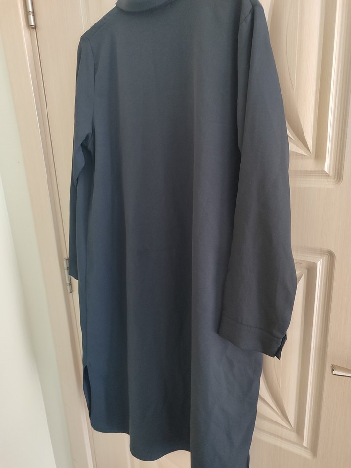 Düğmeli Siyah Uzun Kadın Tunik - Görsel 3