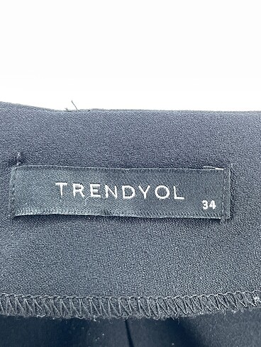 34 Beden siyah Renk Trendyol & Milla Mini Etek %70 İndirimli.