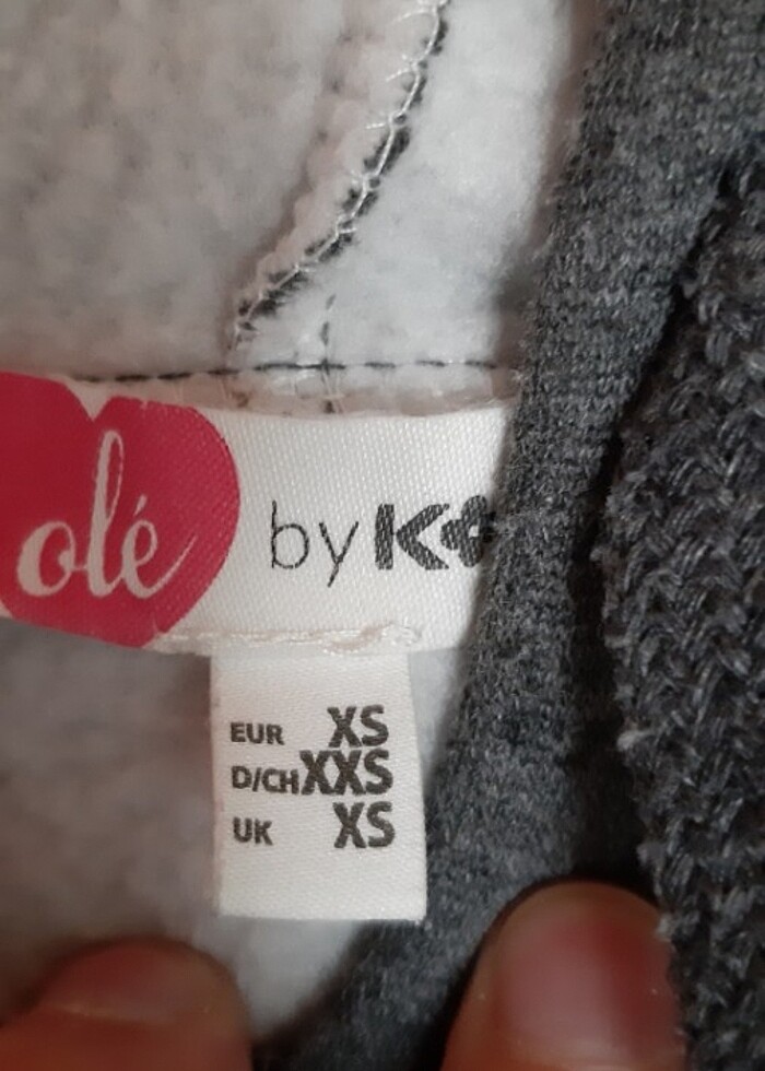 Xs beden kislik kapisonlu sweat - Görsel 4