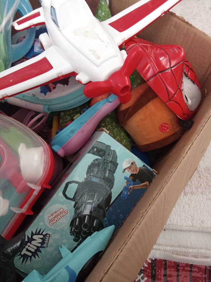 Renkli Karışık Oyuncak Kutusu - Görsel 2