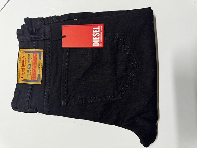 30 Beden Diesel Erkek Pantolon
