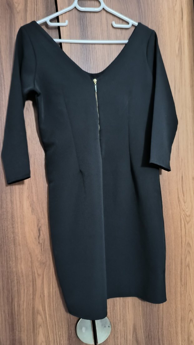 Siyah V Yaka Uzun Kollu Midi Elbise - Görsel 3