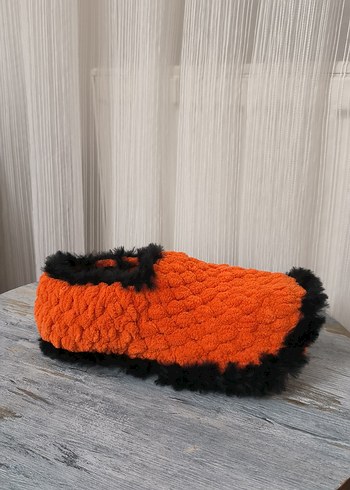 Turuncu Örgü Kız Ev Terliği - Görsel 2