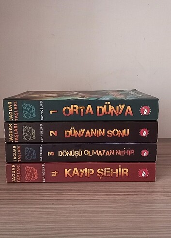 Jaguar Taşları Serisi İlk 3 Kitap