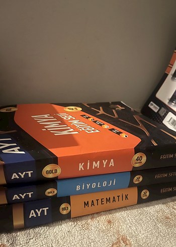 AYT Kimya, Biyoloji ve Fizik Soru Bankası Seti