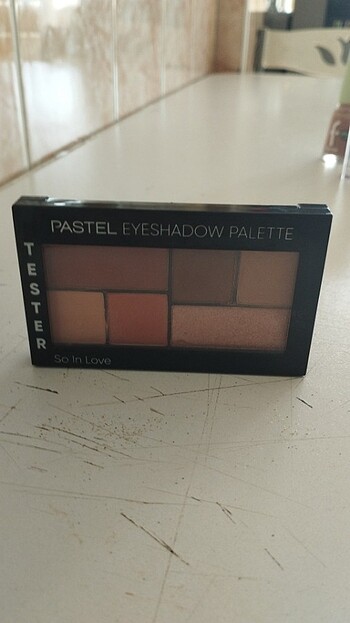 Pastel Far Paleti