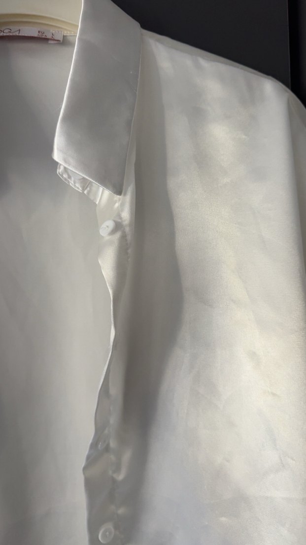 Beyaz Uzun Kollu Düğmeli Saten Gömlek - Görsel 4