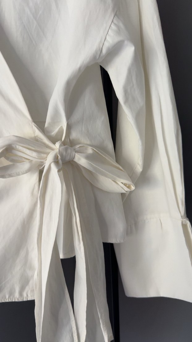 Beyaz Pamuklu Kuşaklı Uzun Kollu Kadın Gömlek - Görsel 4