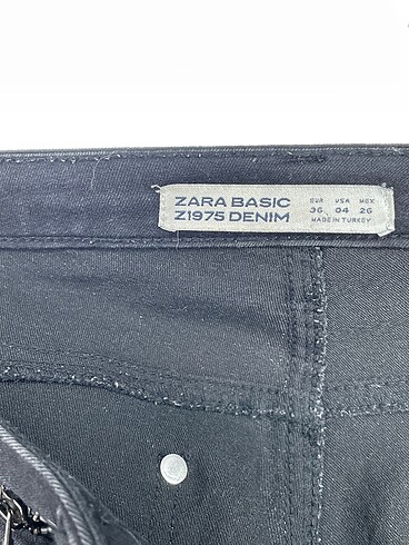 36 Beden siyah Renk Zara Skinny %70 İndirimli.