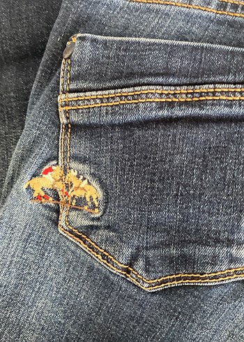 38 Beden mavi Renk Düğmeli Parlak Mavi Kadın Denim Pantolon