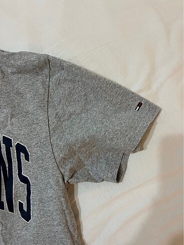 m Beden Tommy hilfiger tişört