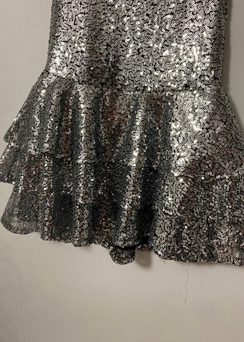 Kız Çocuk Gri Metalik Fırfırlı Elbise - Görsel 4