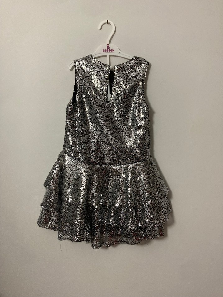 Kız Çocuk Gri Metalik Fırfırlı Elbise - Görsel 5