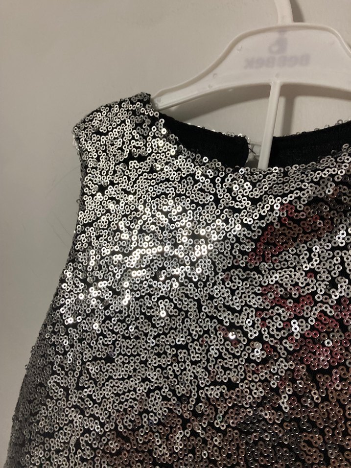 Kız Çocuk Gri Metalik Fırfırlı Elbise - Görsel 3