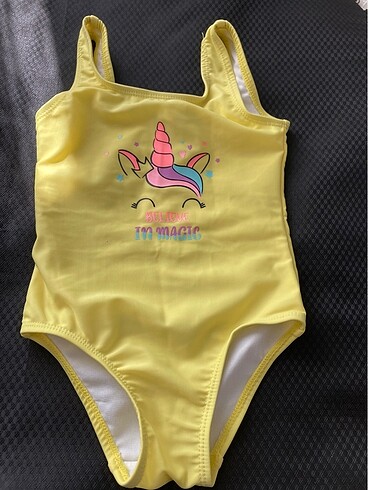 Kız bebek mayo