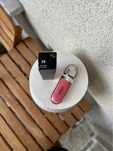 Kiko Kiko 3D HYDRA LIPGLOSS 26 Sparkling Hibiscus Pink