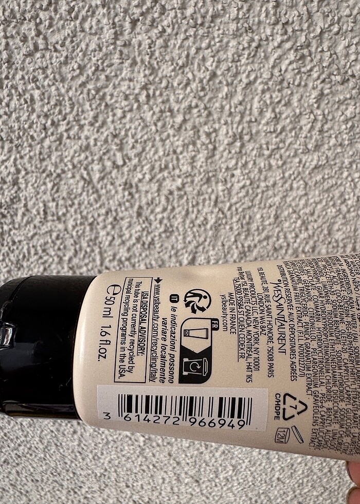 Yves Saint Laurent Libre Duş jeli- standard size (50 ml) - Görsel 2