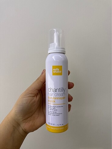 Milk Shake Chantilly Hair Cream Parlak Saçlar İçin saç köpüğü