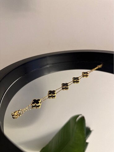 Van cleef yonca model gold - siyah çelik bileklik