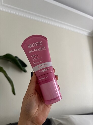 WEMARA ANTI-CELLULITE FIRMING ISITICI ETKILI BODY GYM 120 ML