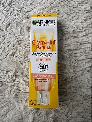Garnier C Vitamini spf 50+ Güneş Koruyucu Işıltılı Doku