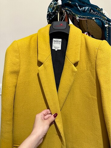 Zara mont