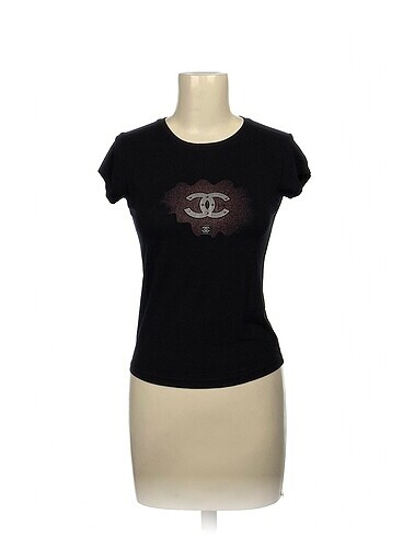 PreLoved T-shirt %70 İndirimli.