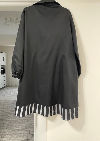 Gri Uzun Kadın Yağmurluk Pliseli Detaylı - Görsel 5